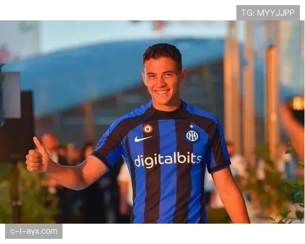 国米关键球员近期表现稳健,持续提升球队竞争力 国米关键球员近期表现稳健,持续提升球队竞争力