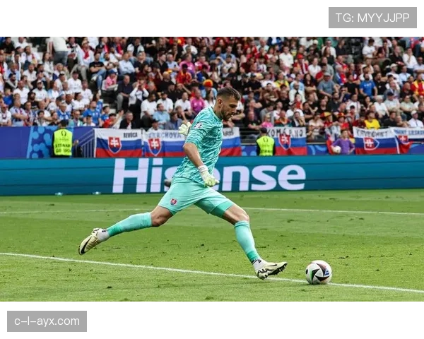 贝林厄姆攻防一体能力解析：全能中场属性是否已达顶级