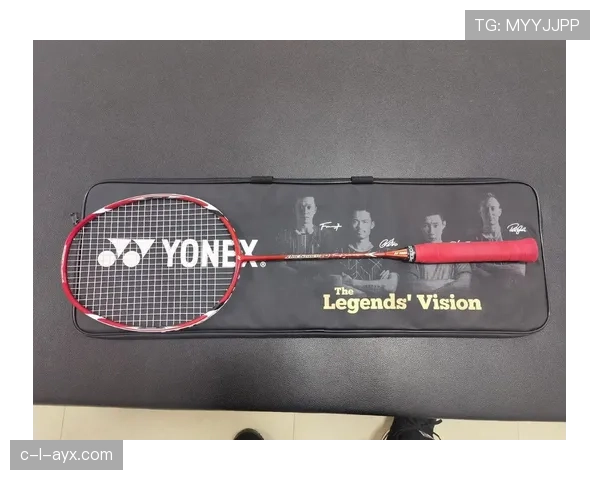 陶菲克当年赢球后直接去提了辆法拉利，训练馆门口签单那种